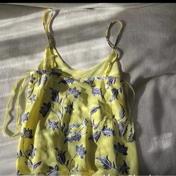 BCBG MAX AZRIA NWT Yellow BlCk Floral Printed Silky Tank Top Camisole SZ S - Picture 4 of 5